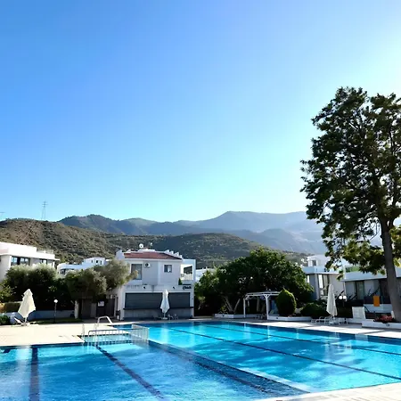Milos Park Homes Modern 2Br Apartment With Pool Alsancak Girne Karavász