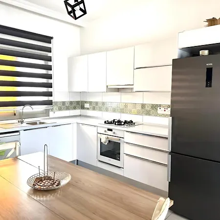 Milos Park Homes Modern 2Br Apartment With Pool Alsancak Girne Karavász