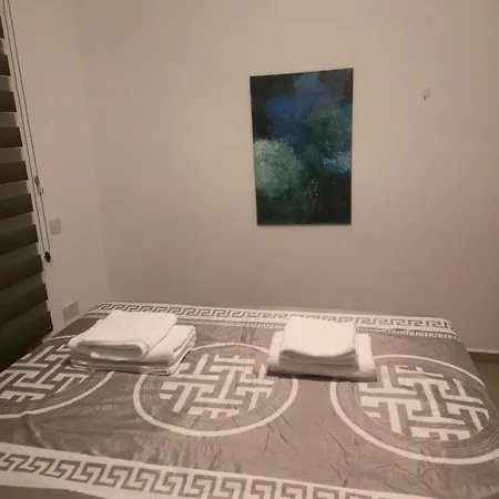 Milos Park Homes Modern 2br With Pool Alsancak Girne